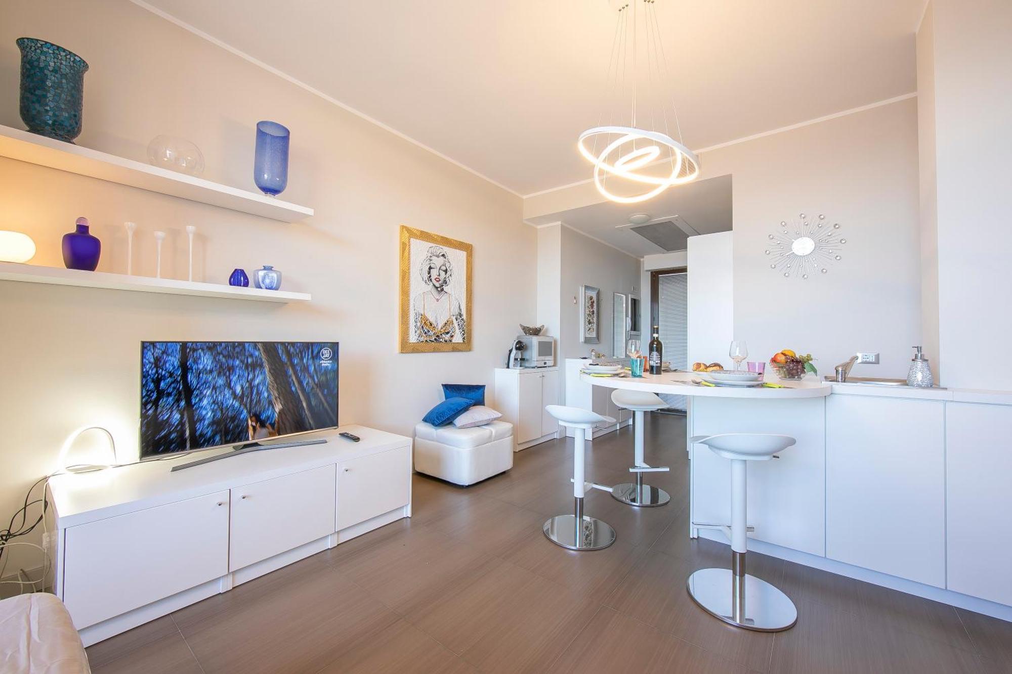 Suite On The Lake - Happy Rentals เมอินา ภายนอก รูปภาพ
